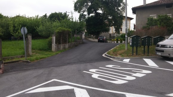 ASFALTOA LEMORIETA 3